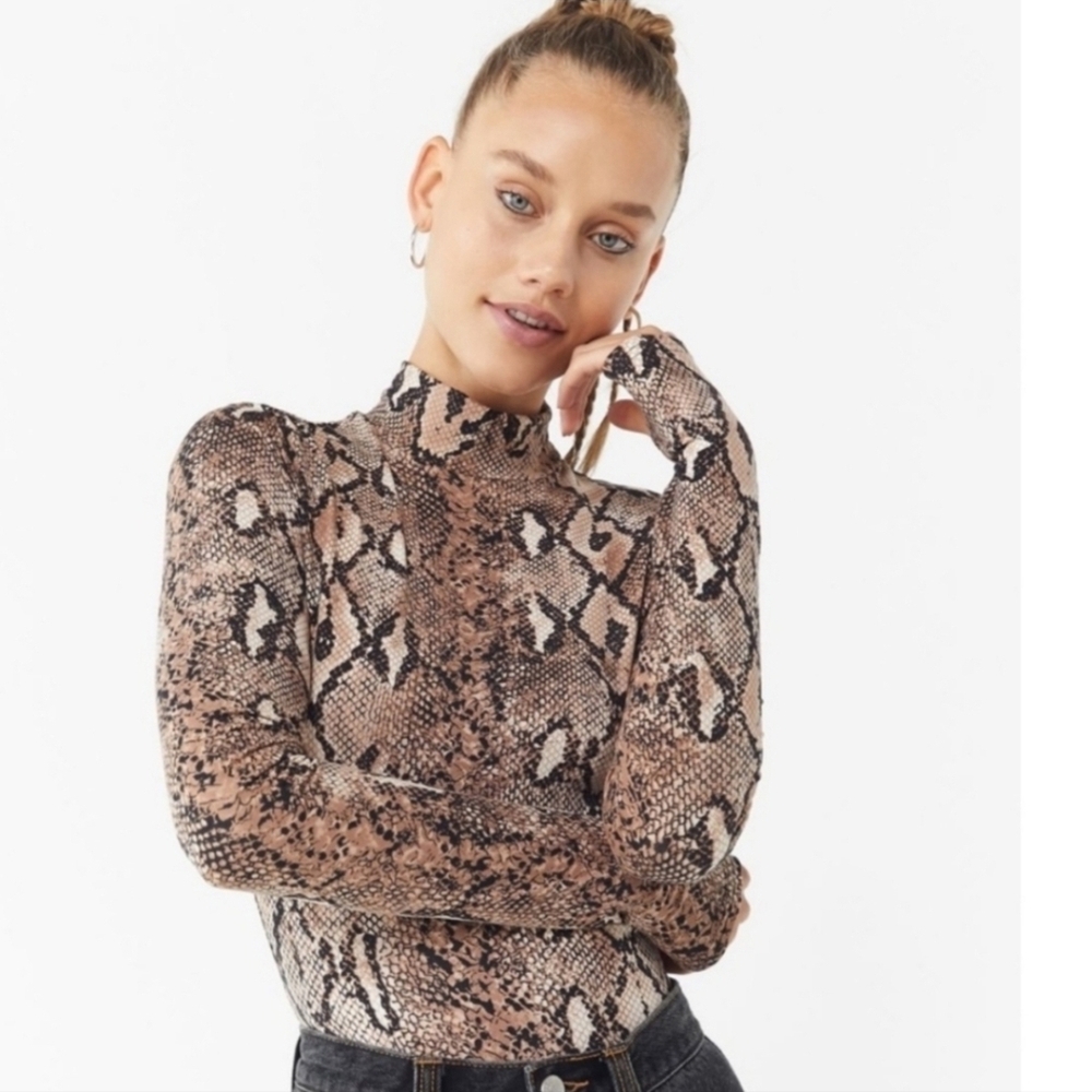 Snakeskin Print Long Sleeve Top